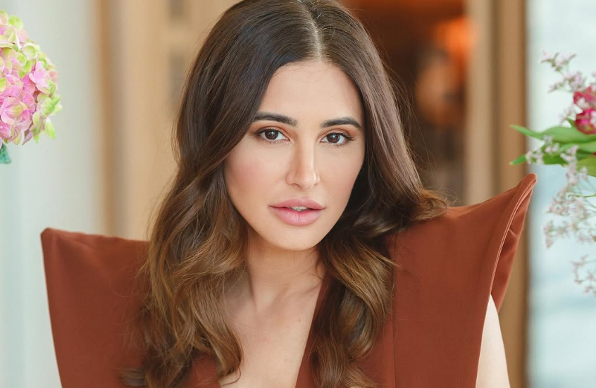 कौन हैं Nargis Fakhri की बहन Aliya Fakhri जिनकी न्यूयॉर्क में हुई गिरफ्तारी?
